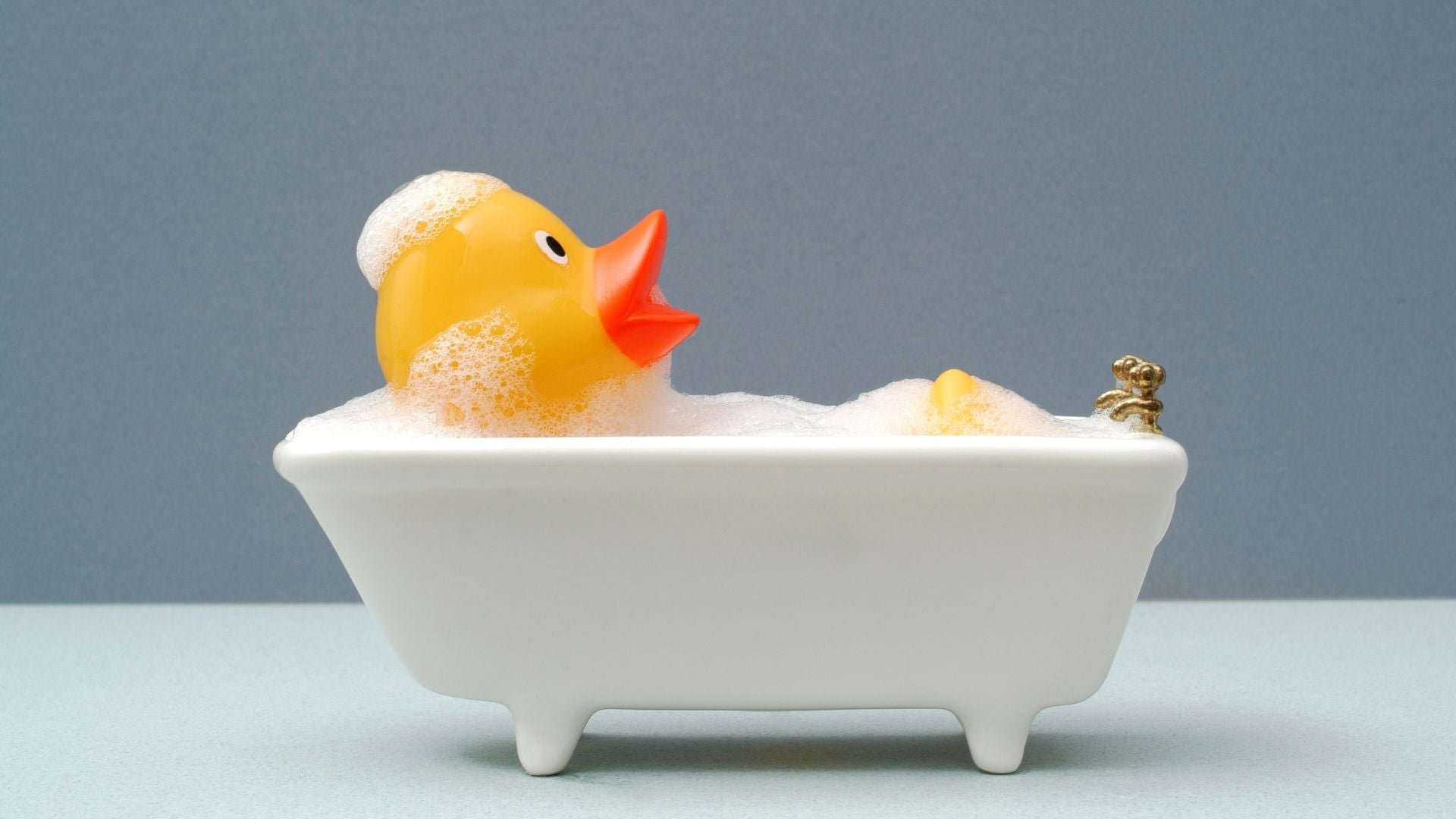 28 Minute Summer Baths: Refresh Your Mood with Bath Music